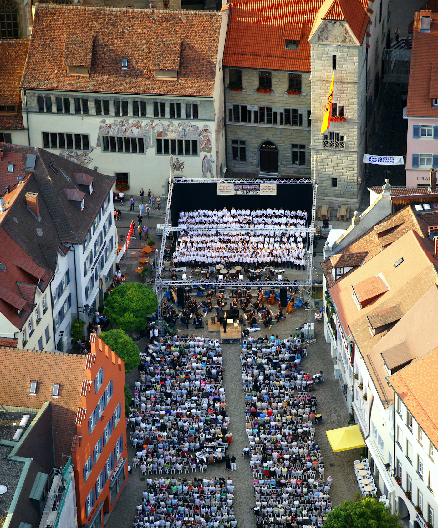 Konzert auf der Hofstatt, die Chöre mit der Südwestdeutschen Philharmonie Konstanz Konzert auf der Hofstatt, Die Chöre mit der Südwestdeutschen Philharmonie Konstanz